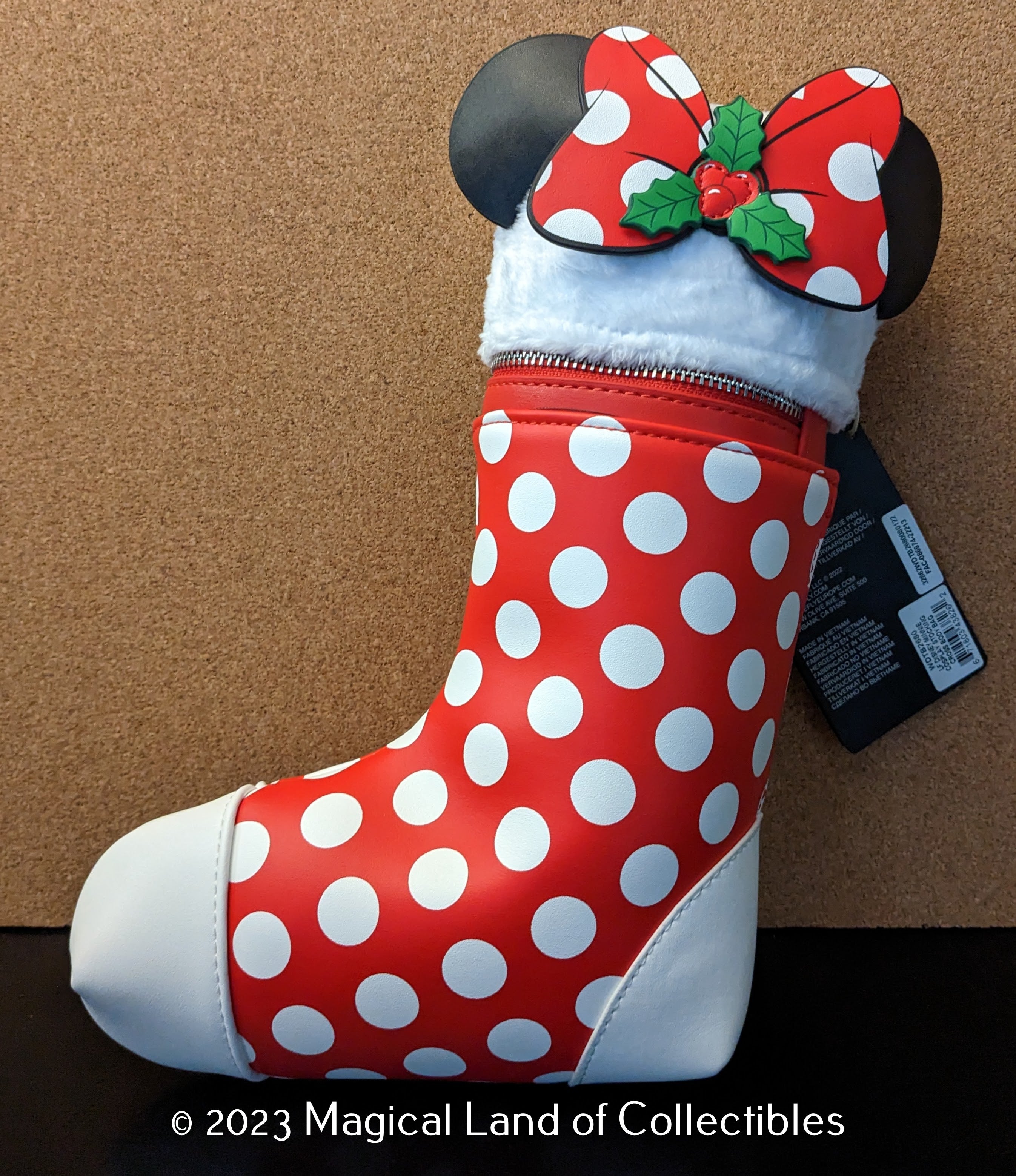 Loungefly Minnie Mouse Stocking Cosplay Crossbody Bag – Magical