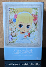 Load image into Gallery viewer, Cinderella Flower Style Q Posket (Variation B - Light)